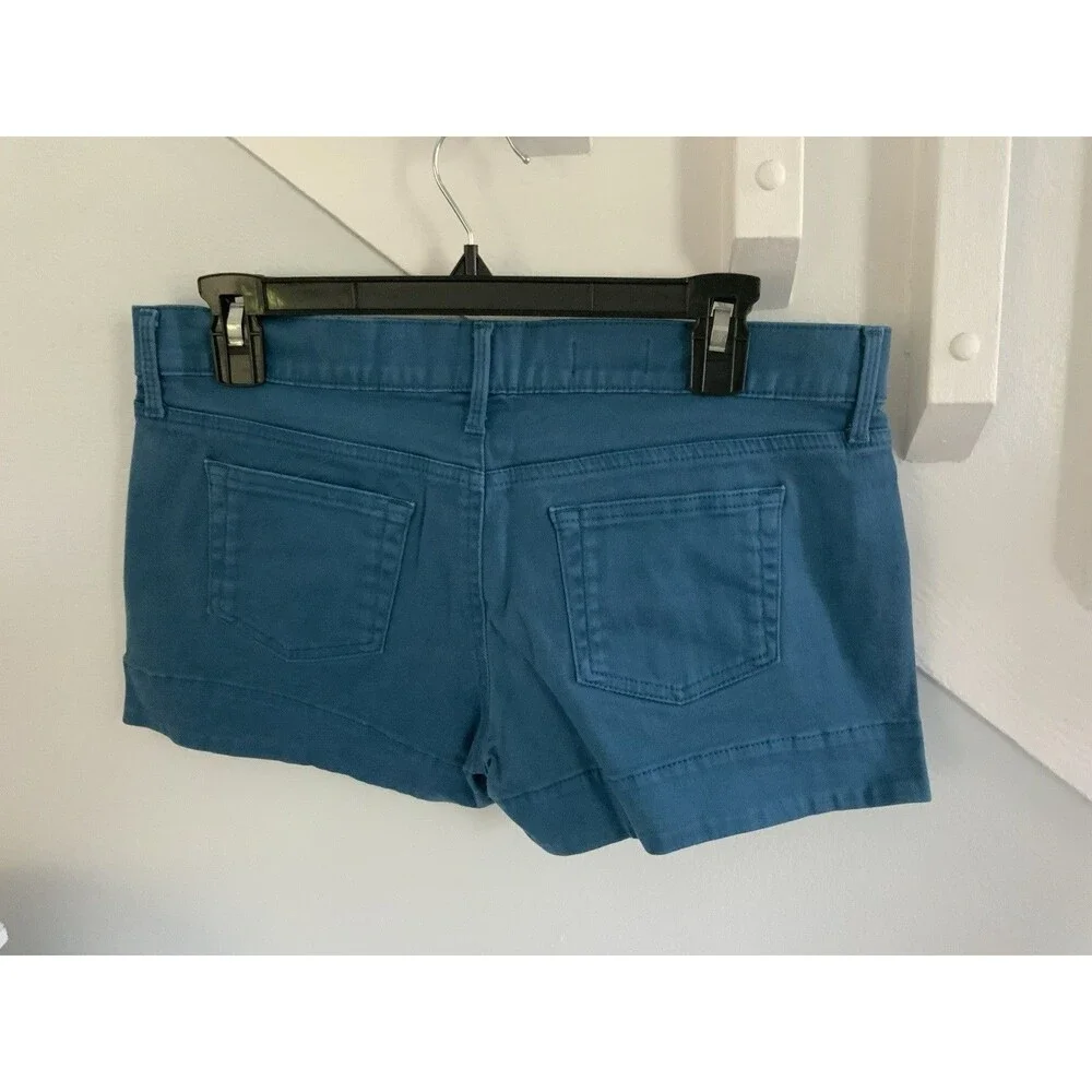 Vintage Summer 2011 GAP 1969 Chino Shorty Shorts - Picture 2 of 3